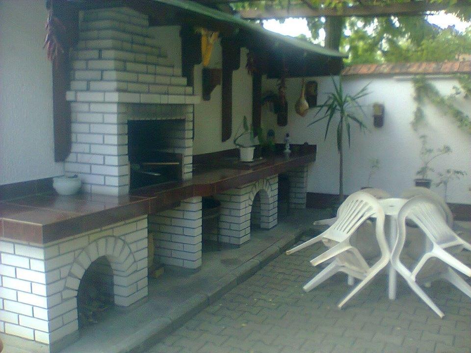 Domacinstvo Opavski Backi Petrovac Exteriér fotografie